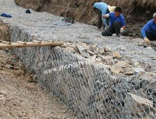 供应护岸护坡六角网、河道用铅丝笼